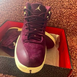 Jordan 12 Retro Bordeaux